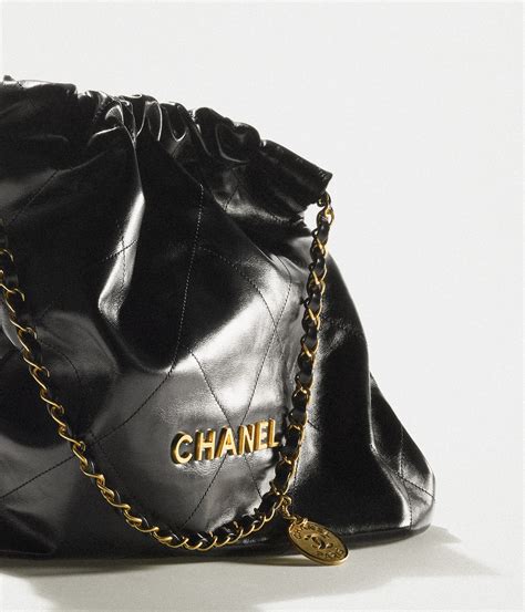 chanel bag malaysia price 2018|CHANEL 22 HandbagShiny Calfskin & Gold.